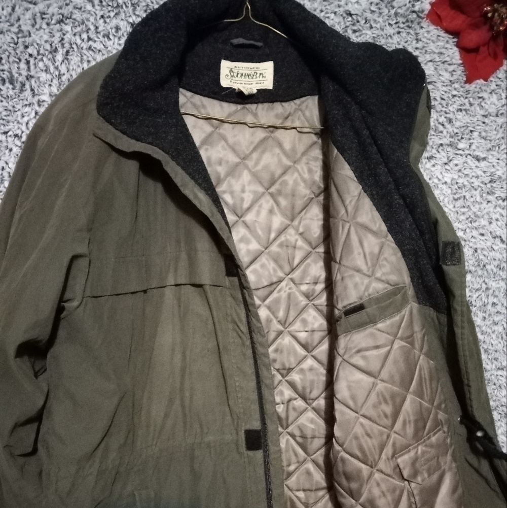 Men’s Jacket Mid Length Size Large olive color in Excellent Used Conditi… - Picture 6 of 13